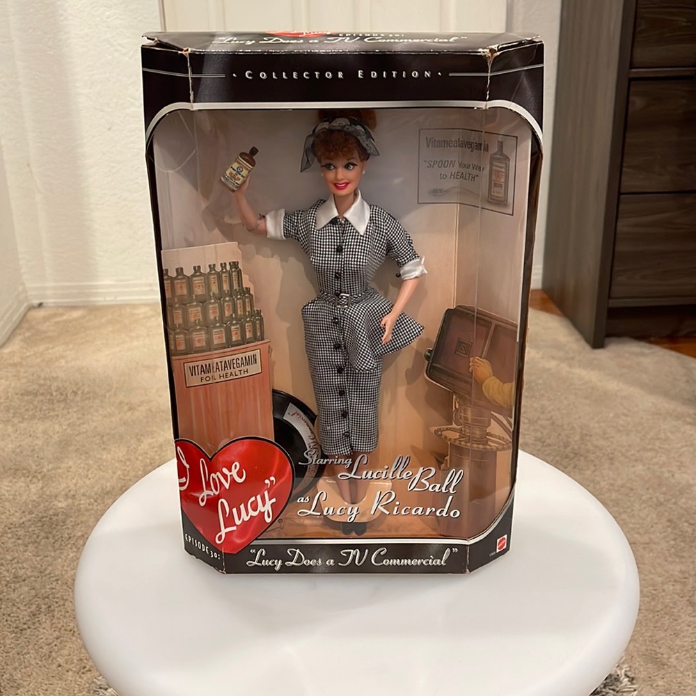 Vintage Collectors Edition I Love Lucy Episode 30, Lucy Does A TV Commercial.
